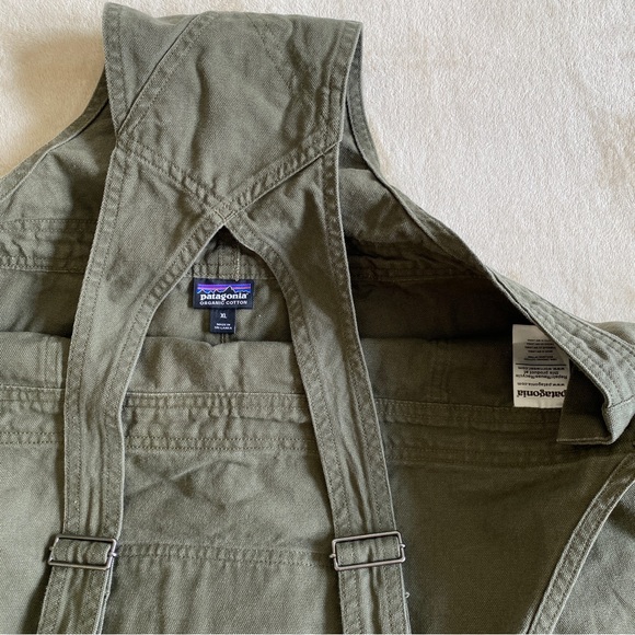 SOLD Patagonia bib shorts - Picture 5 of 6